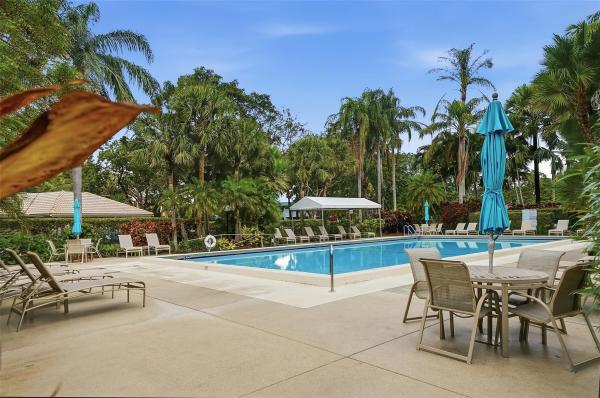 Cypress Grove At Palm-Aire, 800 Cypress Grove Dr #308, Pompano Beach, Florida 33069, image 1