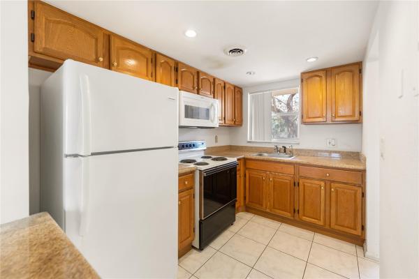 Sunrise Lakes 1, 8081 N Sunrise Lakes Dr #203, Sunrise, Florida 33322, image 2