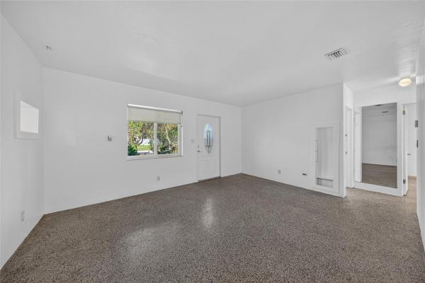 Lauderdale Manors, 1802 Lauderdale Manor Dr, Fort Lauderdale, Florida 33311, image 2