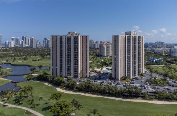 Coronado Tower 3, 20379 W Country Club Dr #332, Aventura, Florida 33180, image 3