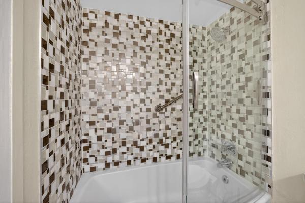 Cypress Chase, 4898 NW 29th Ct #315, Lauderdale Lakes, Florida 33313, image 3