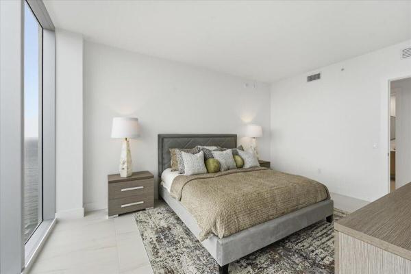 151 N Seabreeze Boulevared #2204-E, Fort Lauderdale, Florida 33304, image 1