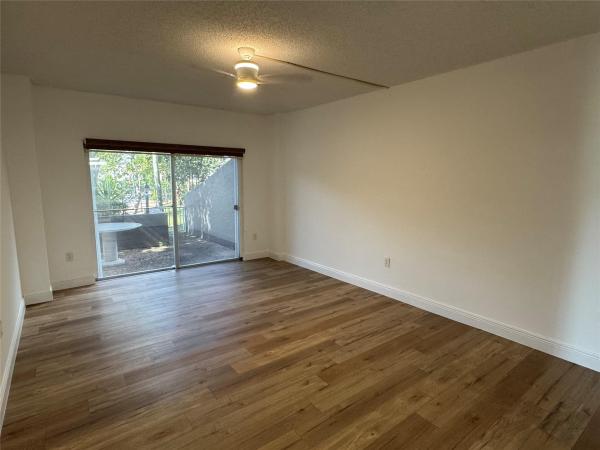 Hillcrest, 3850 Washington St #102, Hollywood, Florida 33021, image 3