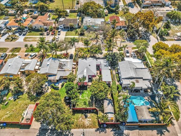 Hollywood No HOA, 1835 Roosevelt St, Hollywood, Florida 33020, image 1