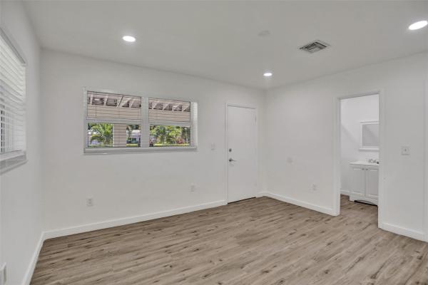 30 NE 139th St, North Miami, Florida 33161, image 1