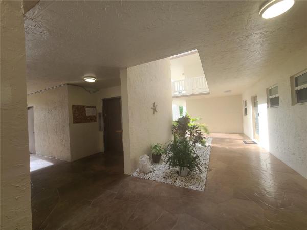 Royal Park Gardens 3, 6850 Royal Palm Blvd #212, Margate, Florida 33063, image 1