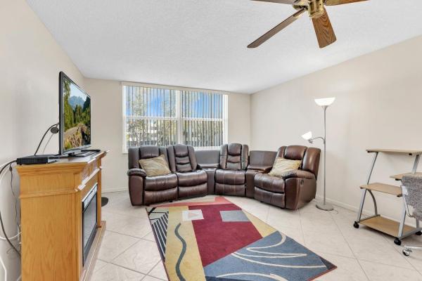Royal Park Gardens 3, 6850 Royal Palm Blvd #212G, Margate, Florida 33063, image 2