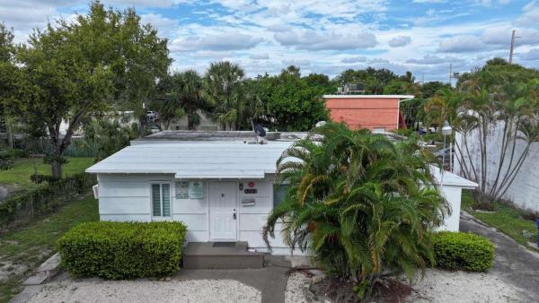 Avondale, 211 SW 2nd Ct #1-5, Pompano Beach, Florida 33060, image 1