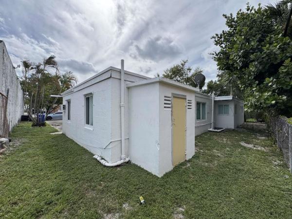 Avondale, 211 SW 2nd Ct #1-5, Pompano Beach, Florida 33060, image 1