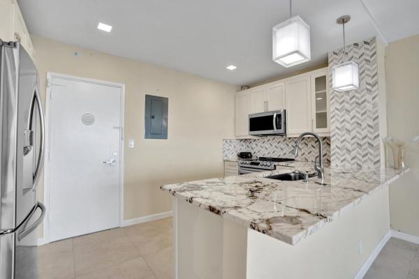 Coral Ridge Towers East, 3300 NE 36th St #1617, Fort Lauderdale, Florida 33308, image 2
