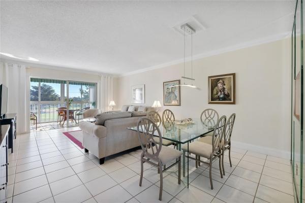 Oriole Golf & Tennis Club 1, 7787 Golf Circle Dr #312, Margate, Florida 33063, image 1