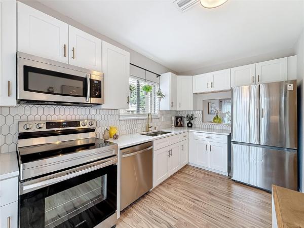 Alhambra Village, 2300 NW 37th Ave, Coconut Creek, Florida 33066, image 1