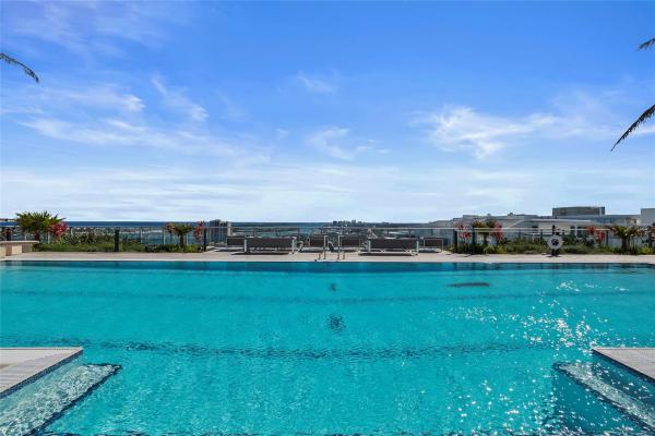 220 Lake Shore Dr #1417, West Palm Beach, Florida 33403, image 3