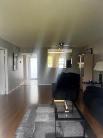 Danians North, 600 NE 2nd St #207, Dania Beach, Florida 33004, image 1