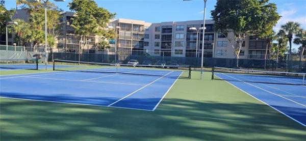 Colony Point, 1001 Colony Point Cir #305, Pembroke Pines, Florida 33026, image 2
