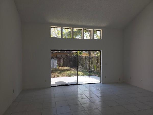 7474 NW 34th St, Lauderhill, Florida 33319, image 2