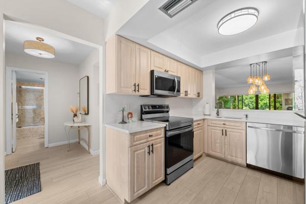 Boca Delray Golf & Country Club, 5087 Oak Hill Ln #315, Delray Beach, Florida 33484, image 2