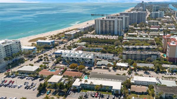 3212 NE 7th Pl #12, Pompano Beach, Florida 33062, image 1