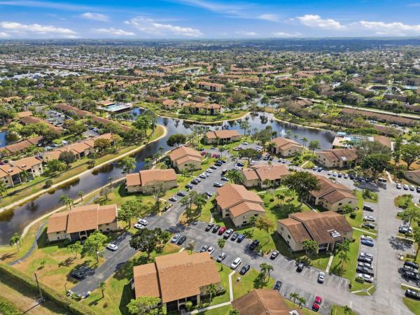 Pine Ridge North 1, 526 Shady Pine Way #C1, Greenacres, Florida 33415, image 2