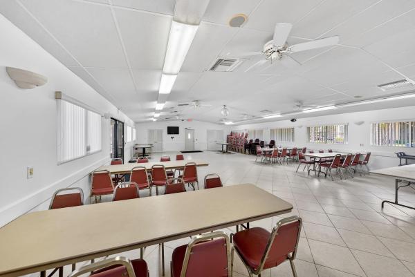 Pine Ridge North 1, 526 Shady Pine Way #C1, Greenacres, Florida 33415, image 3