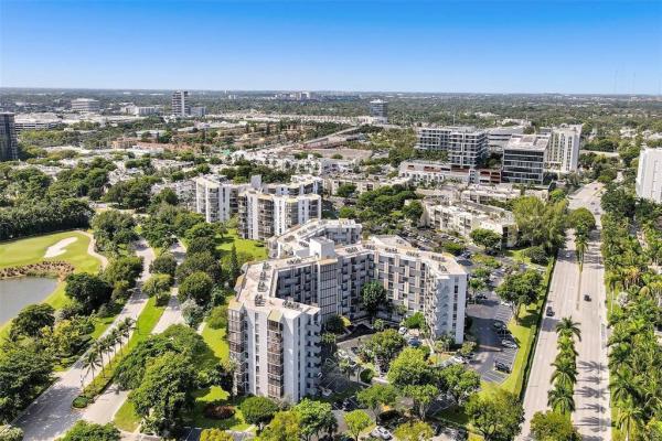 Biscaya, 20500 W Country Club Dr #416, Aventura, Florida 33180, image 1