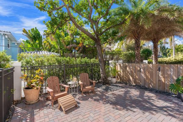 Beach Way Heights, 2614 NE 14th St, Fort Lauderdale, Florida 33304, image 1