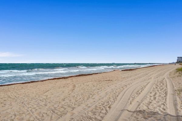 Sea Ranch Lakes North, 5200 N Ocean Blvd #1207B, Lauderdale By The Sea, Florida 33308, image 2