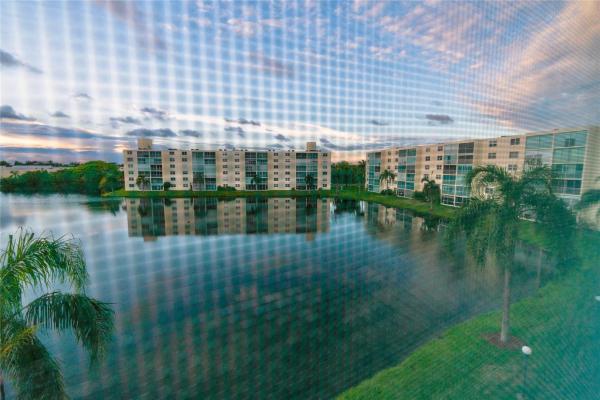 Meadowbrook Lakes View, 131 SE 3rd Ave #608, Dania Beach, Florida 33004, image 2