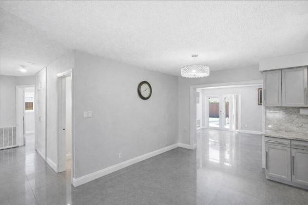 Boulevard Heights, 640 SW 68th Ter, Pembroke Pines, Florida 33023, image 1