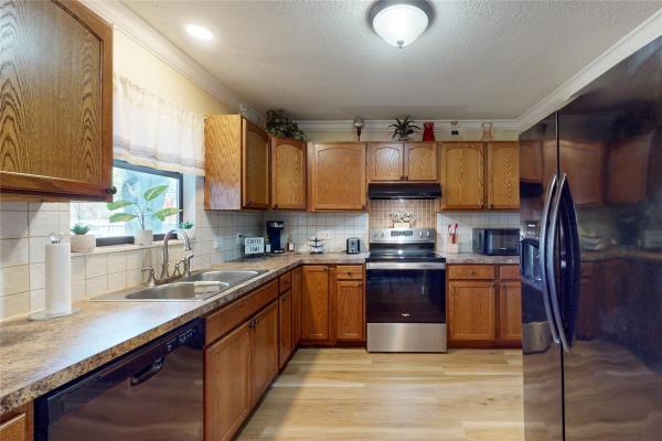 Lakewood Park, 7105 Coquina Ave, Fort Pierce, Florida 34951, image 1