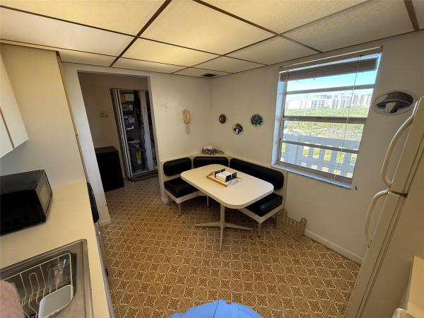 Meadowbrook Lakes View, 200 SE 5th Ave #606, Dania Beach, Florida 33004, image 1