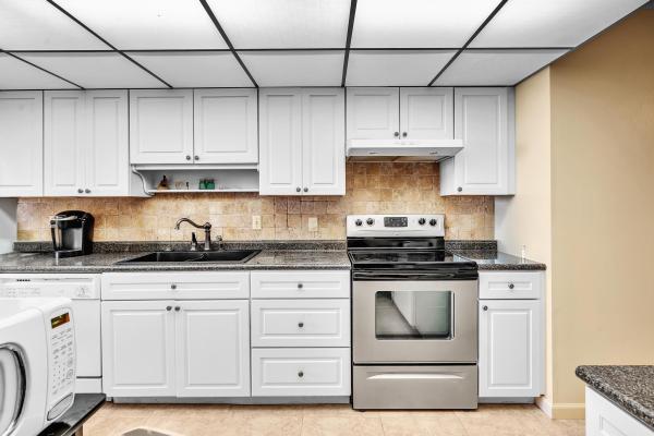 The Continental, 3233 NE 32nd Ave #703, Fort Lauderdale, Florida 33308, image 2