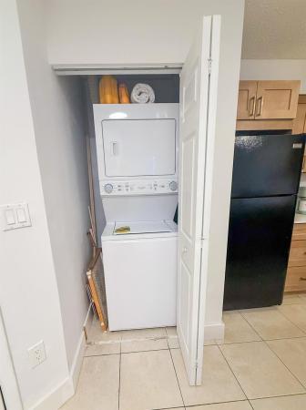 Marina Oaks, 2445 SW 18th Ter #504, Fort Lauderdale, Florida 33315, image 2