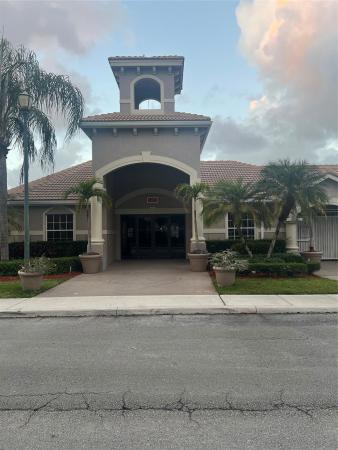5031 Wiles Rd #202, Coconut Creek, Florida 33073, image 3