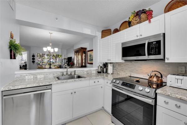 Weldon, 9511 Weldon Cir #G105, Tamarac, Florida 33321, image 3