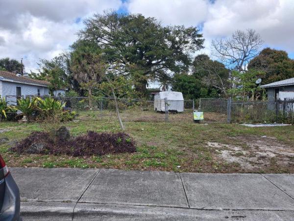 Washington Park, 3023 NW 7th St, Fort Lauderdale, Florida 33311, image 1