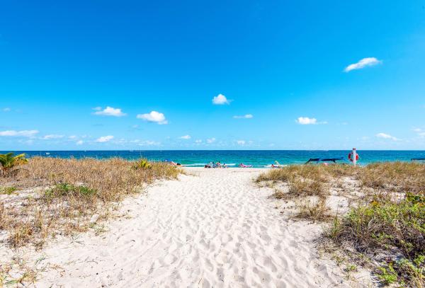 Sea Ranch Lakes North, 5200 N Ocean Blvd #1503, Fort Lauderdale, Florida 33308, image 1