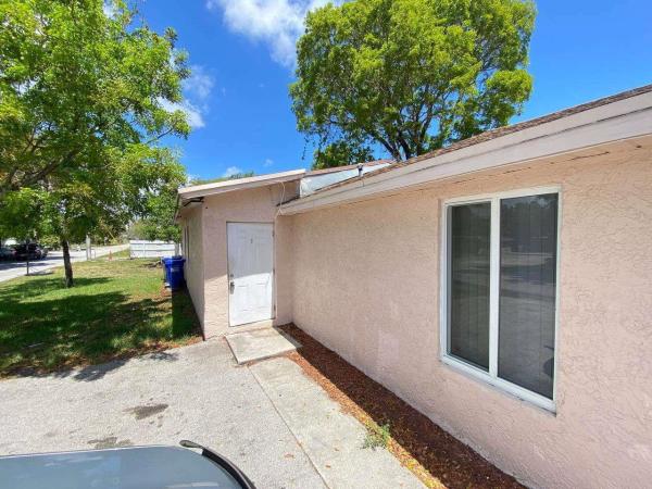 Monticello Park, 141 NW 10th St #1-2, Pompano Beach, Florida 33060, image 2