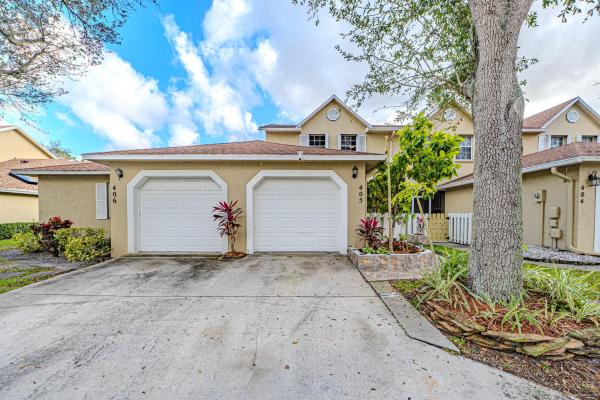 Joggers Run, 405 Maplewood Dr, Greenacres, Florida 33415, image 2
