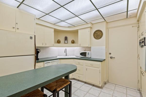 Coral Ridge Towers North, 3200 NE 36th St #612, Fort Lauderdale, Florida 33308, image 3