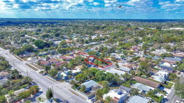 Bunker Hill, 920 Selkirk St, West Palm Beach, Florida 33405, image 2