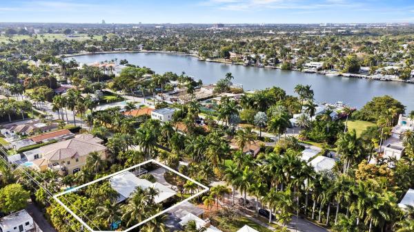 Hollywood Lakes, 1030 Polk St, Hollywood, Florida 33019, image 2