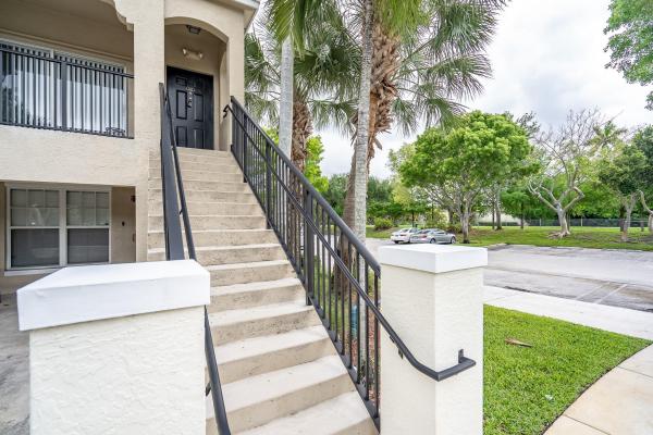 Poinciana Place, 5800 W Sample Rd #308, Lake Worth, Florida 33067, image 3