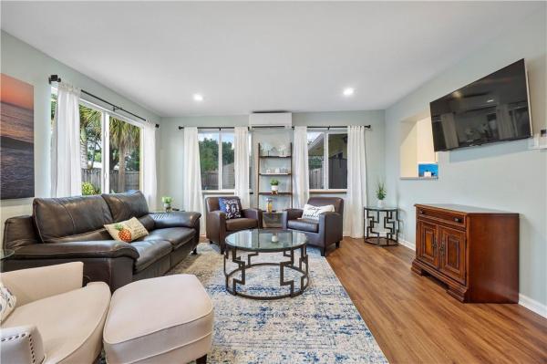 Garden Isles, 161 SE 5th Ct, Pompano Beach, Florida 33060, image 2