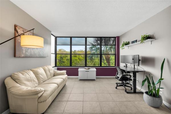 Applewood Village 1, 2659 Carambola Cir N #303, Coconut Creek, Florida 33066, image 2