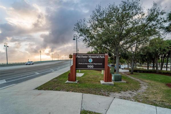 Park Manor, 241 W 20th St, Riviera Beach, Florida 33404, image 2