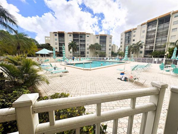 18th Hole At Inverrary, 3940 Inverrary Blvd #701A, Lauderhill, Florida 33319, image 1