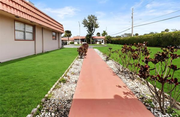 123 Seville E, Delray Beach, Florida 33446, image 2