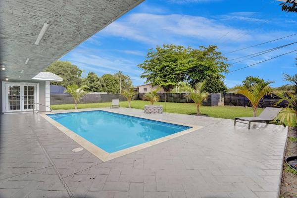 14321 NW 14th Dr, Unincorporated Dade County, Florida 33167, image 1