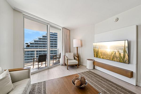 The Q Club Resort & Residences, 505 N Fort Lauderdale Beach Blvd #1909, Fort Lauderdale, Florida 33304, image 1